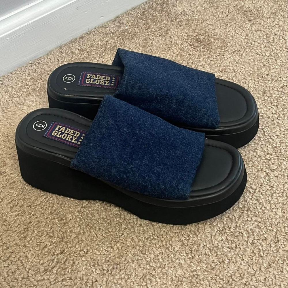 Vintage Y2K Faded Glory Platform Sandals Size 6